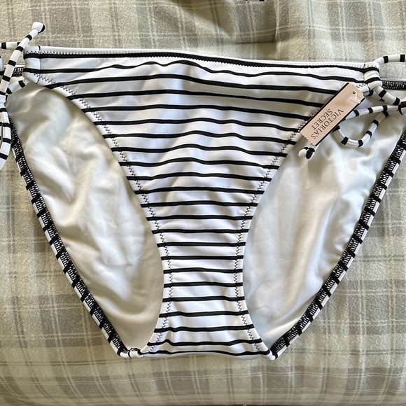 Victoria’s Secret bikini set large top (euc) and medium bottoms (nwt) - Picture 4 of 6
